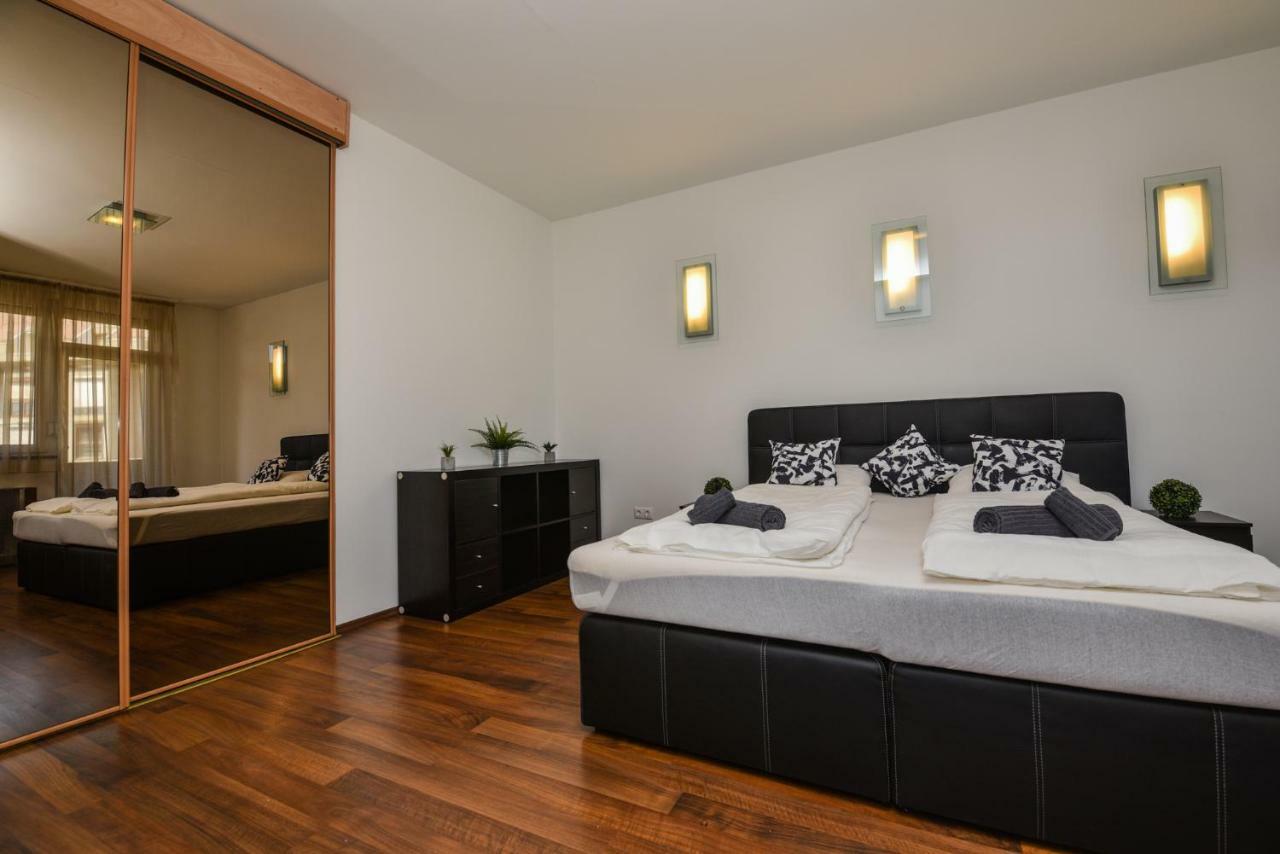 Castle Apartment With Panoramic Balcony Budapest Exterior photo