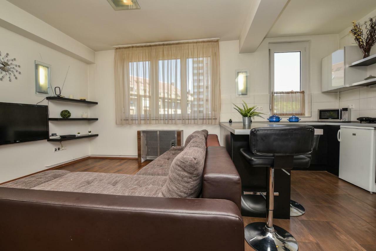 Castle Apartment With Panoramic Balcony Budapest Exterior photo